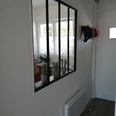 Oceanic Apartment *